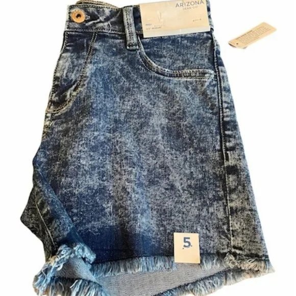 Arizona Mid Rise 4 1/2" Straight Fit Denim Short SZ 5 Juniors - Picture 8 of 9